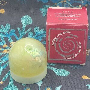 Avon RARE SNOWMAN Soap GLOBE Old Stock 2.8 oz Scented Glycerin 2 in Round Sealed
